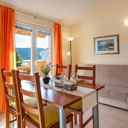 New! Complex In Πανσιόν Marina
