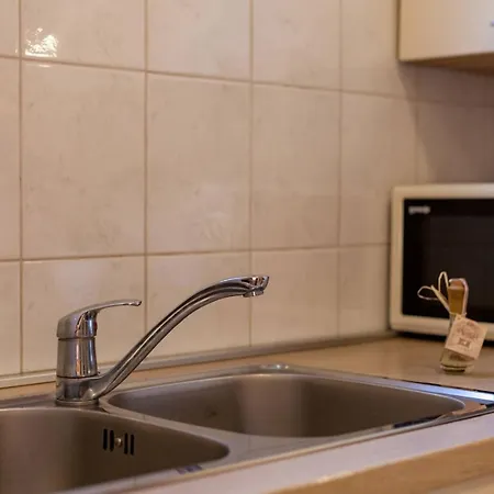 בית הארחה New! Complex In 3*