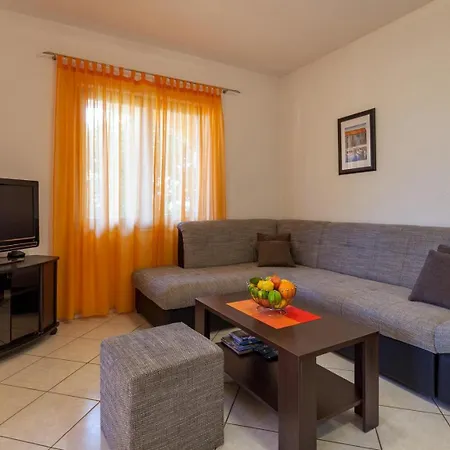 New! Complex In בית הארחה