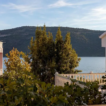 New! Complex In 3* Marina