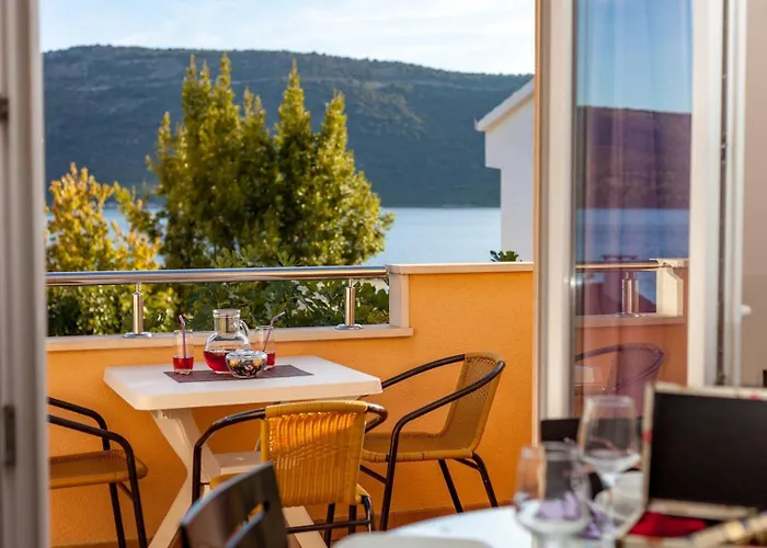 New! Complex In Vendégház Marina