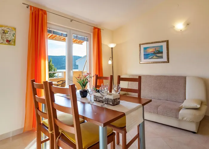 New! Complex In Vendégház Marina